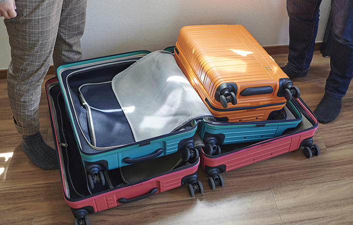 2004suitcase_16.jpg