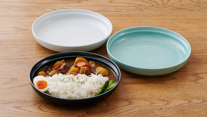 最後まですくいやすい、カレーのお皿