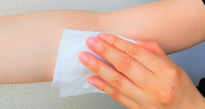 2. 汗拭きシート