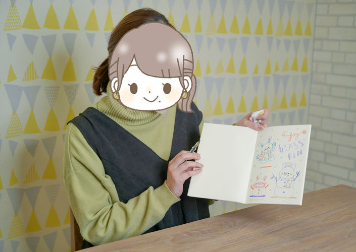しろくまななみんさんとガラスペンで書いたイラスト