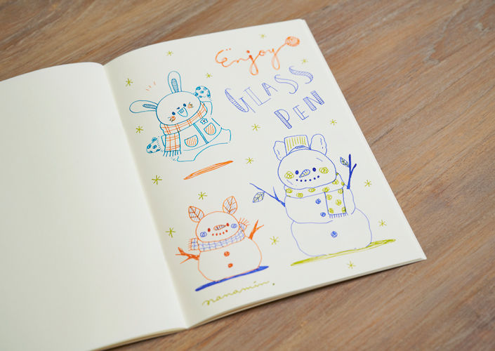 ガラスペンで書いたしろくまななみんさんのイラスト