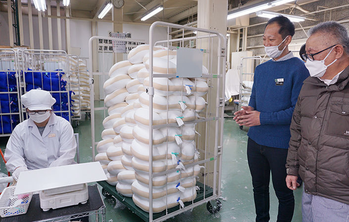 ハンドマークス枕工場の見学