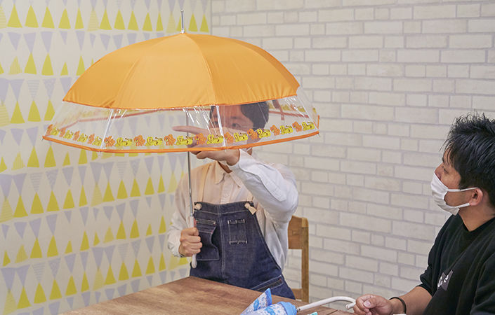 アデリアレトロ×エスタの長傘をさす傘ソムリエ土屋さん