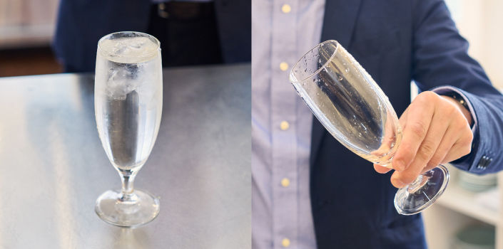 グラスは氷水で冷やす、そして拭かない