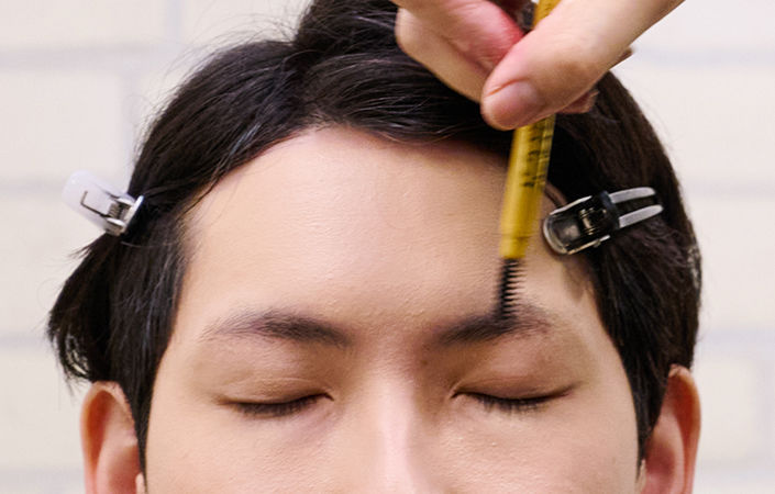 顔の印象を左右するアイブロウ
