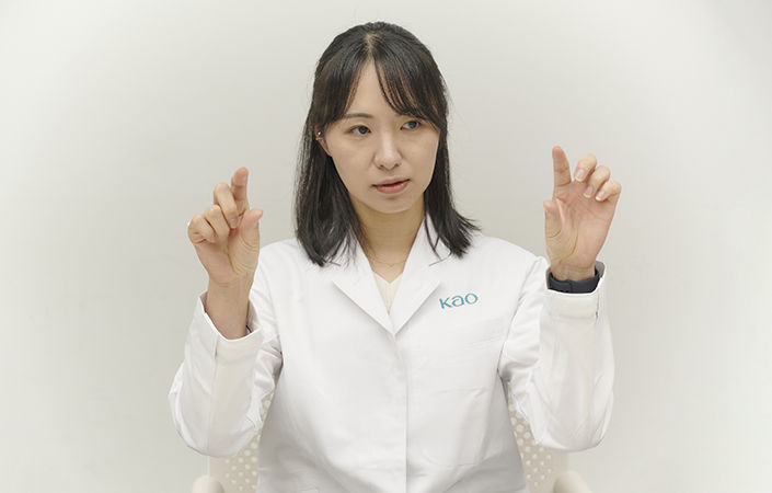 水溶性成分と脂質を配合することが、極めて困難