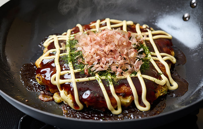 鉄フライパンでお好み焼き