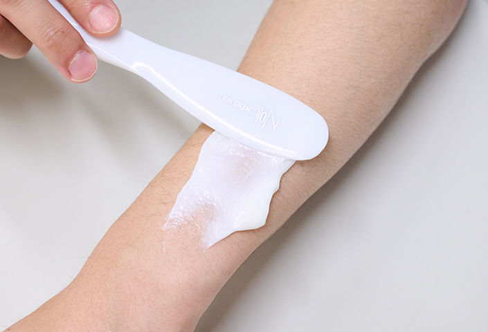 ヌル（NULL） 薬用リムーバークリーム（ヘラ・スポンジ付き）