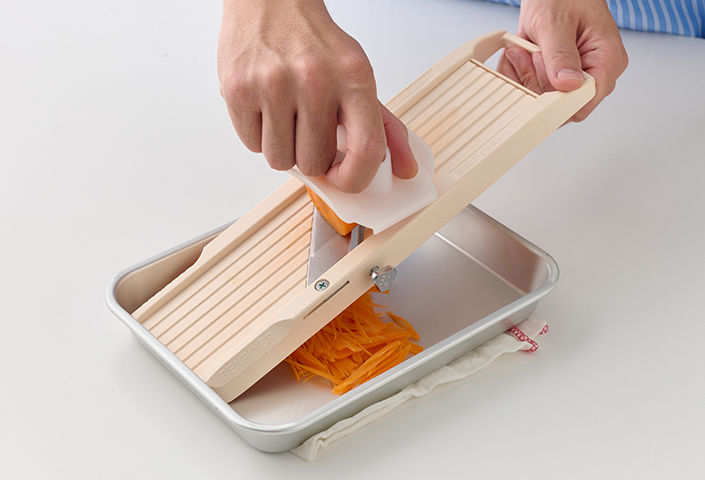 ベンリナー 万能野菜調理器ベンリナー アイボリー