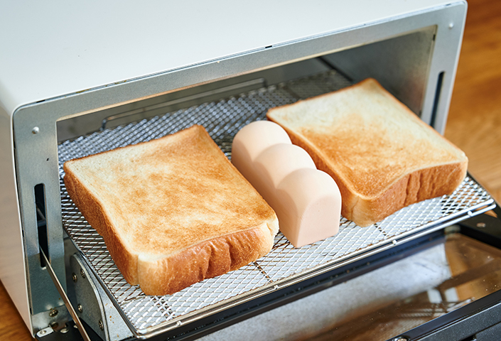 トースターに入れるだけで外はサクッと、中はしっとり
