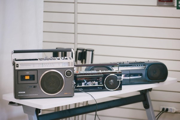 1970年代、80年代、90年代のラジカセ