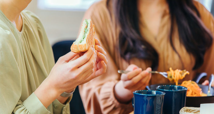 入浴直前の食事は避ける