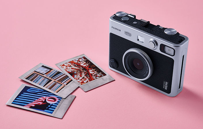 INSTAX mini Evo 25,800円（税込）