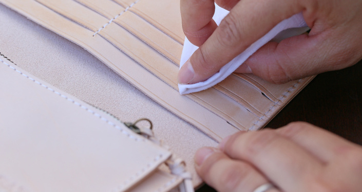 財布を長持ちさせるのに便利なアイテム