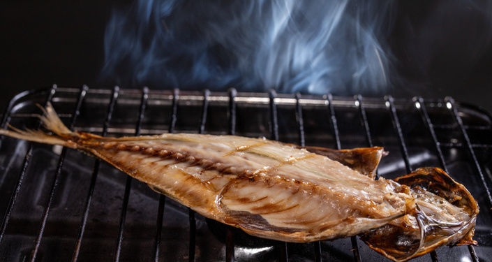 魚焼きグリルのにおいを取る方法