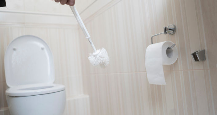 トイレブラシを長く清潔に使う方法
