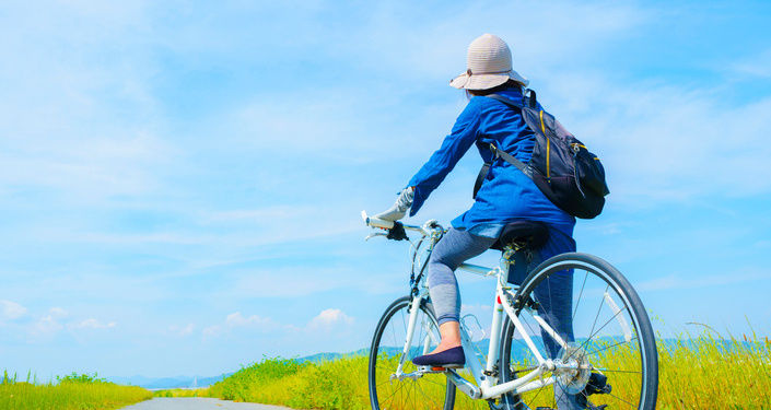 自転車に乗っているときも日焼け対策は必要？