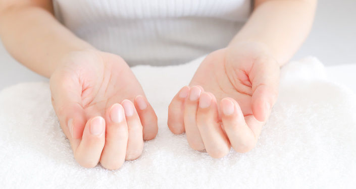 セルフケア初心者でもできる甘皮処理の2つのやり方・手順を紹介