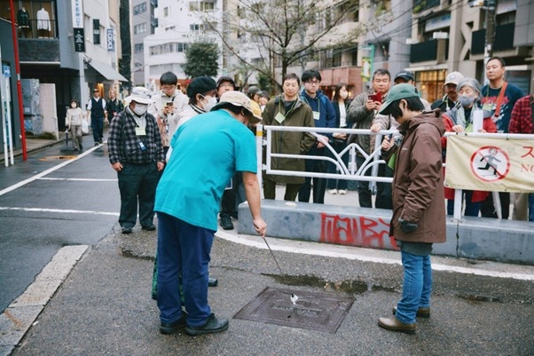 「東京府」時代のマンホール蓋