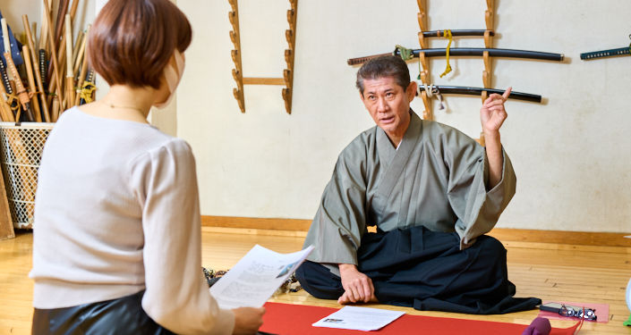 まずは座学で刀の基本を学ぶ