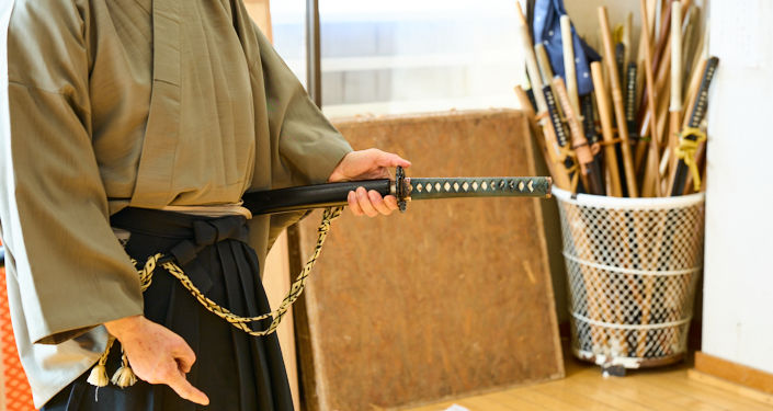 指一本分の隙間を開けるのが正解